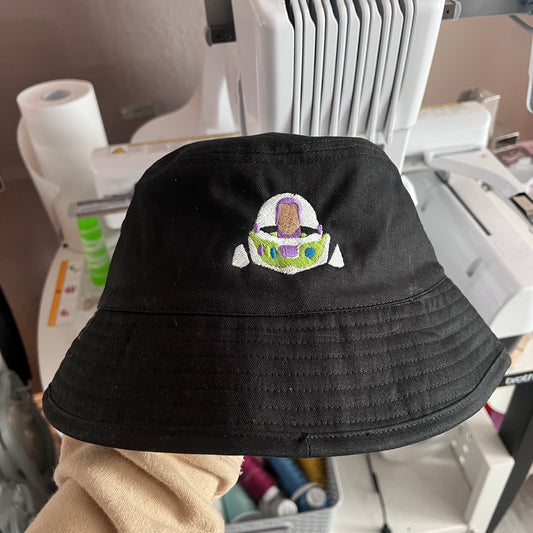 Buzz bucket hat