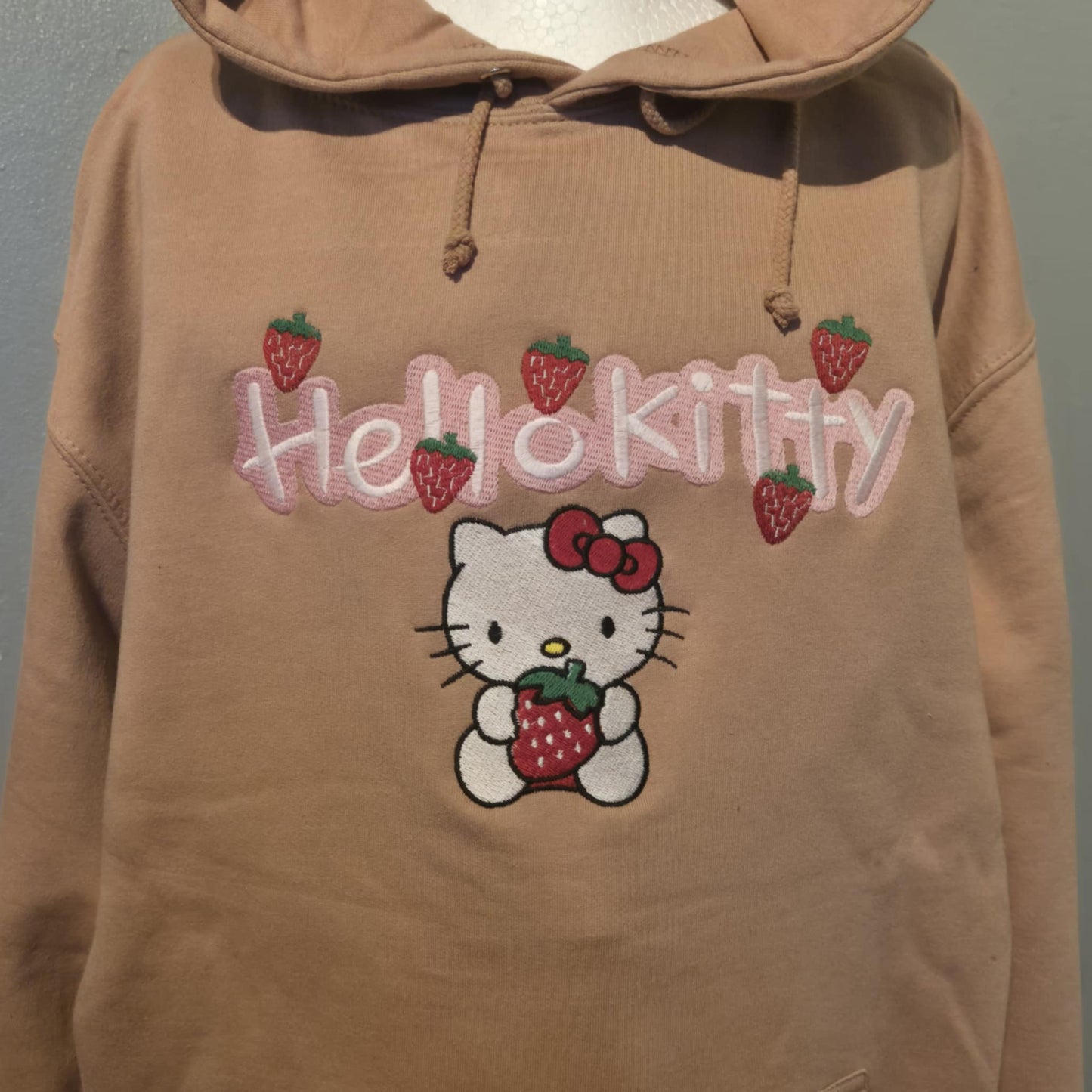 Strawberry hello kitty